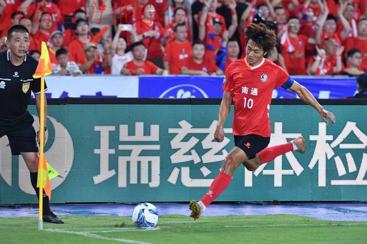 女足联赛第22轮 上海一球小胜江苏继续领跑 女足联赛第22轮 上海一球小胜江苏继续领跑